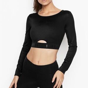 Victoria Sport Keyhole Backless Long Sleeve Crop Top